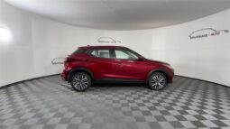 
										Nissan Kicks full									