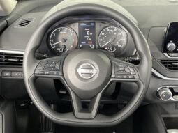 
										Nissan Altima full									