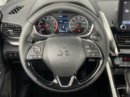 
										Mitsubishi Eclipse Cross full									