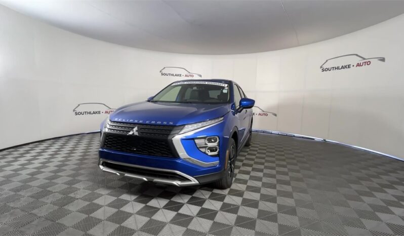 
								Mitsubishi Eclipse Cross full									