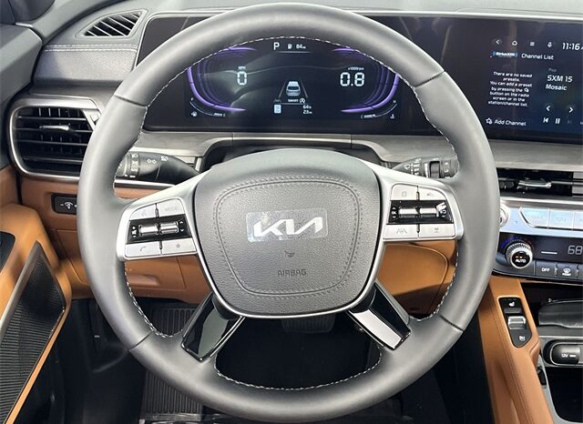 
								Kia Telluride full									