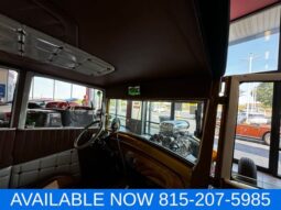 
 Ford 2 door sedan full									