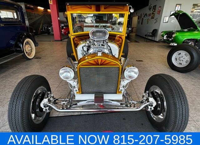
 Ford 2 door sedan full									