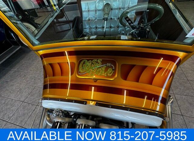 
 Ford 2 door sedan full									