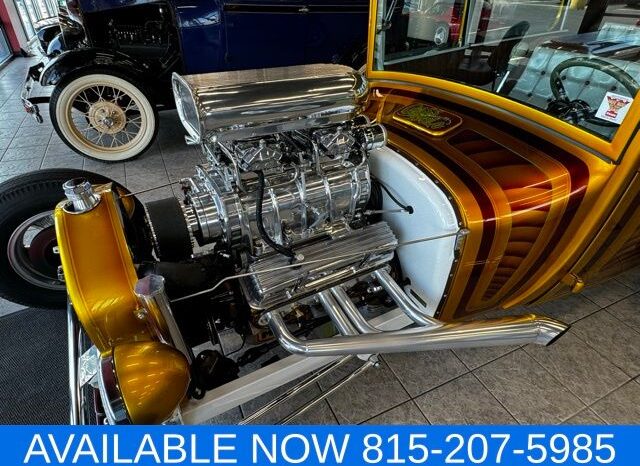 
 Ford 2 door sedan full									