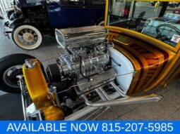 
 Ford 2 door sedan full									