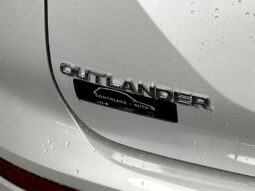 
										Mitsubishi Outlander full									