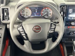 
										Nissan Frontier full									