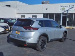 
										Nissan Rogue full									