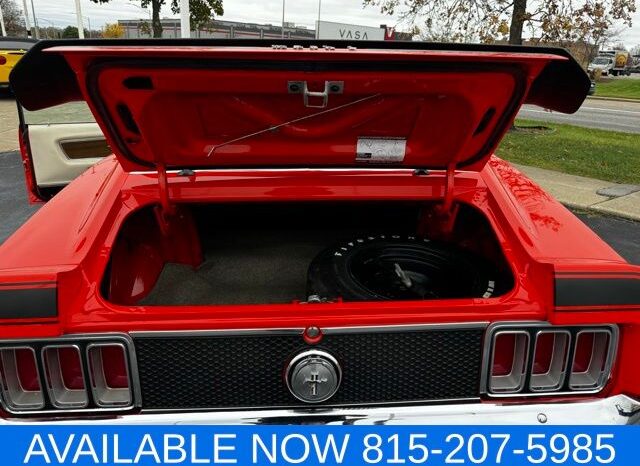 
								Ford Mustang full									