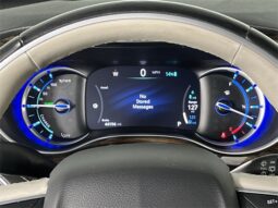 
										Chrysler Pacifica Hybrid full									