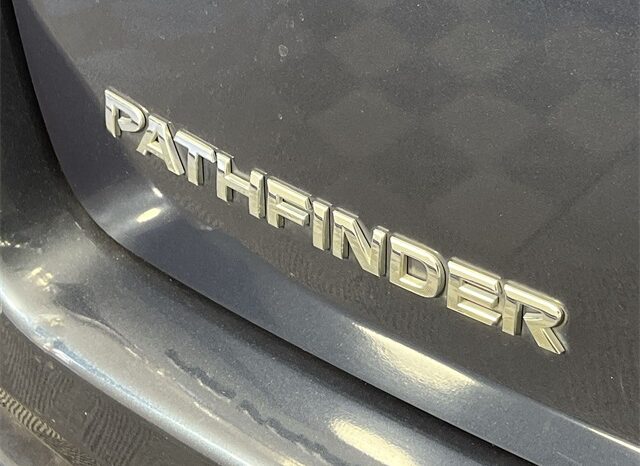 
								Nissan Pathfinder full									