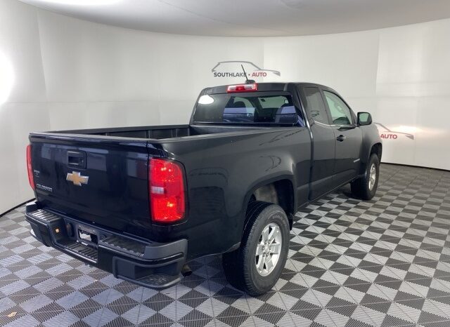 
								Chevrolet Colorado full									