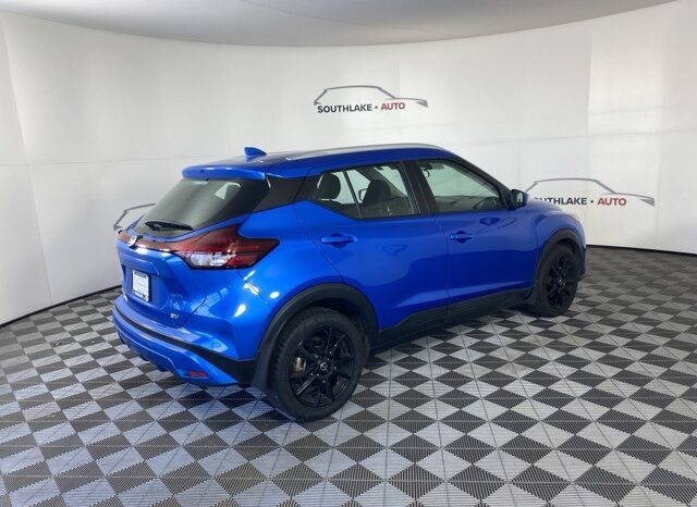 
								Nissan Kicks full									