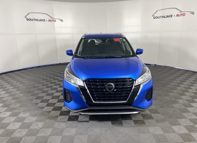 
								Nissan Kicks full									