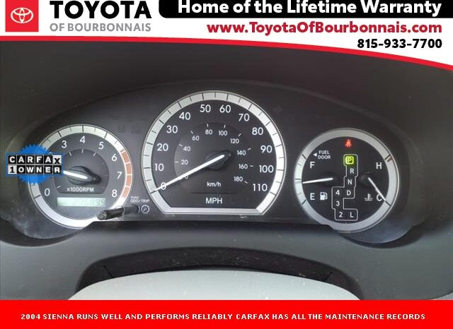 
								Toyota Sienna full									