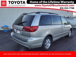 
										Toyota Sienna full									