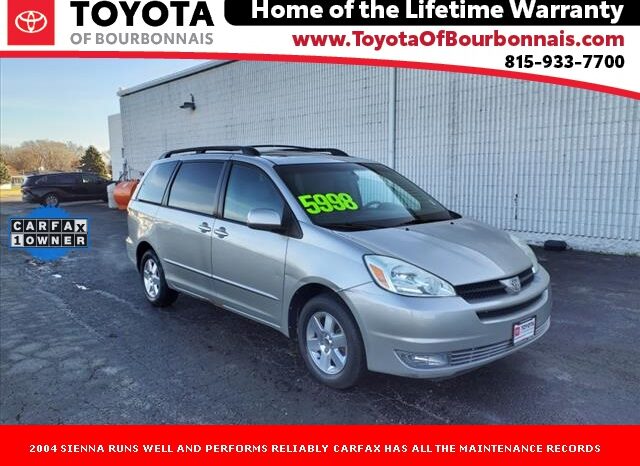 
								Toyota Sienna full									