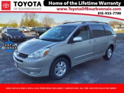 
										Toyota Sienna full									