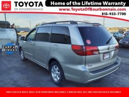 
										Toyota Sienna full									