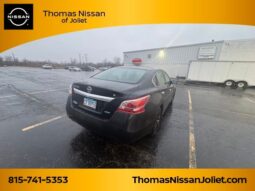 
										Nissan Altima full									