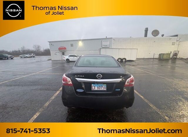 
								Nissan Altima full									