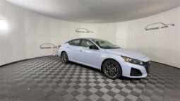 
										Nissan Altima full									
