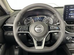 
										Nissan Altima full									