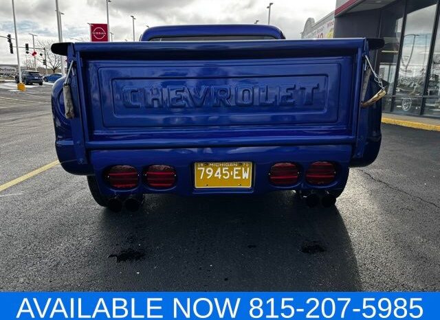 
								Chevrolet C10 full									