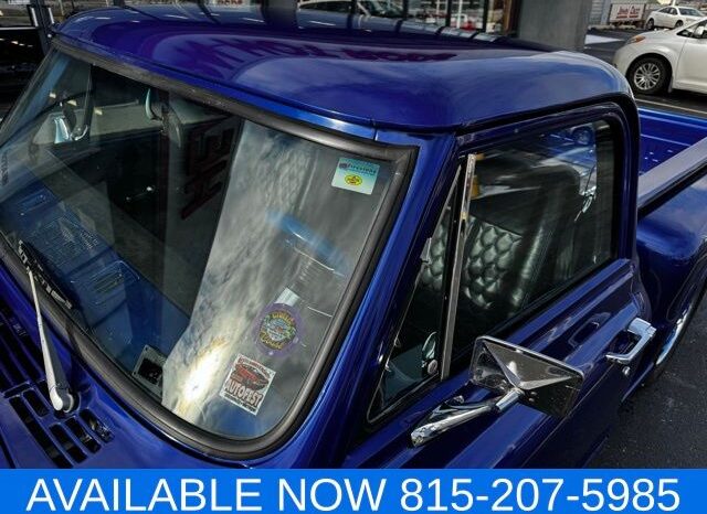 
								Chevrolet C10 full									