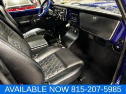 
										Chevrolet C10 full									