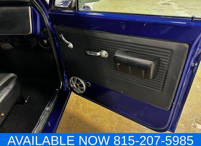 
								Chevrolet C10 full									