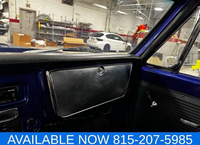 
								Chevrolet C10 full									