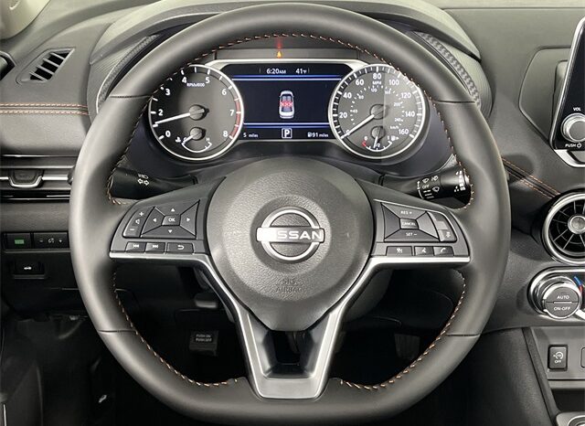 
								Nissan Sentra full									