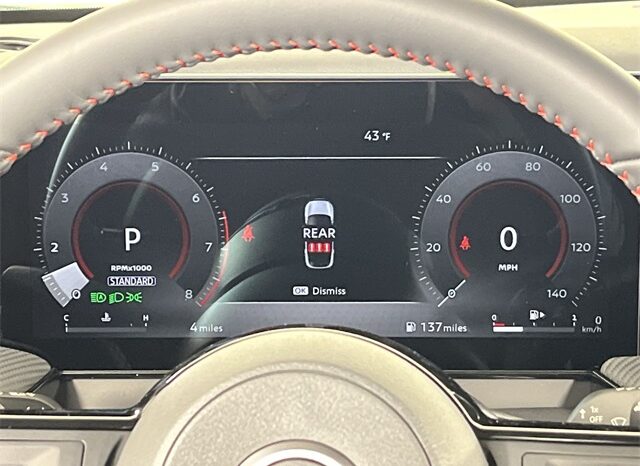 
								Nissan Kicks full									