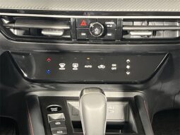 
										Nissan Kicks full									