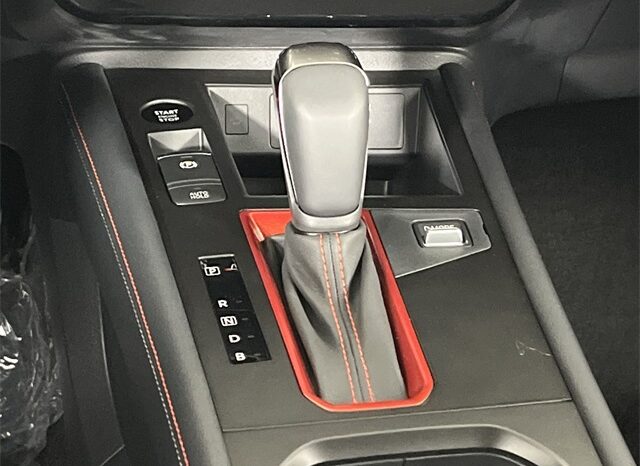 
								Nissan Kicks full									