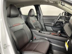 
										Nissan Kicks full									