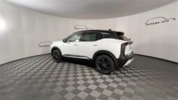 
										Nissan Kicks full									