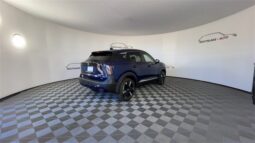 
										Nissan Kicks full									