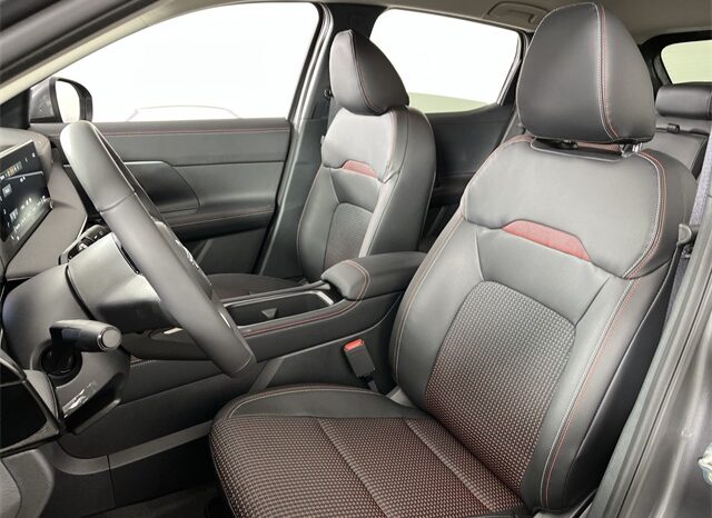 
								Nissan Kicks full									