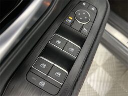 
										Nissan Kicks full									