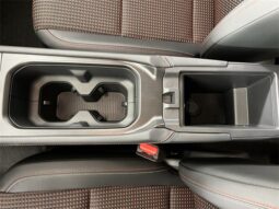 
										Nissan Kicks full									
