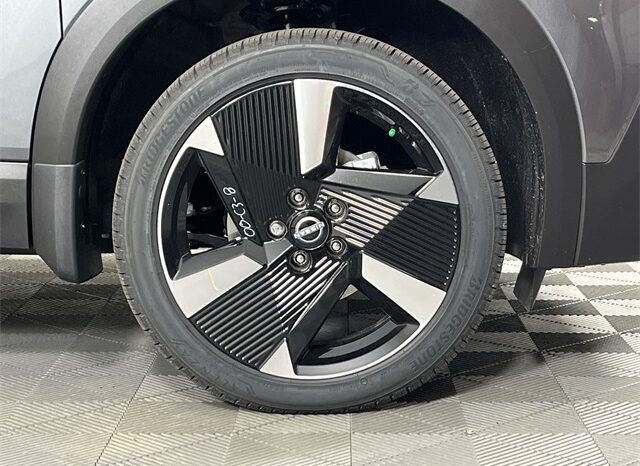 
								Nissan Kicks full									