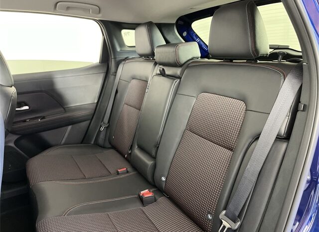 
								Nissan Kicks full									