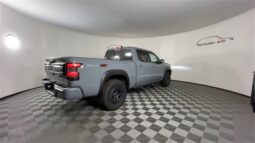 
										Nissan Frontier full									