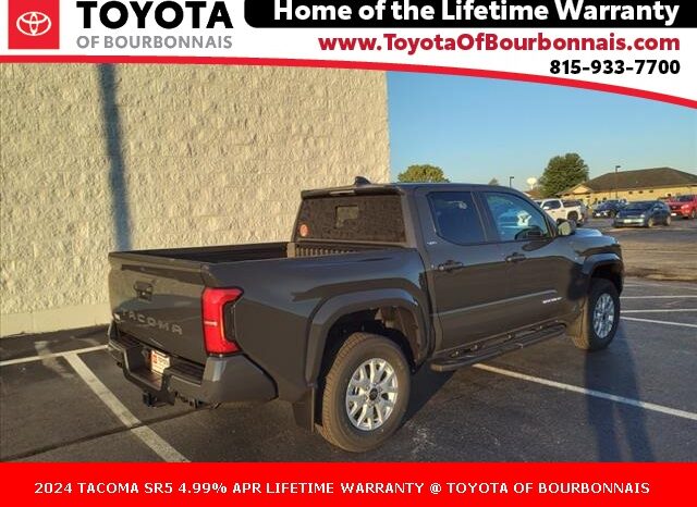 
								Toyota Tacoma full									