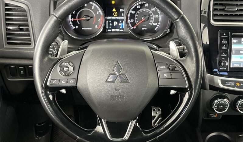 
								Mitsubishi Outlander Sport full									