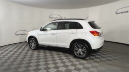 
										Mitsubishi Outlander Sport full									