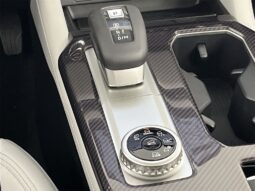 
										Mitsubishi Outlander full									